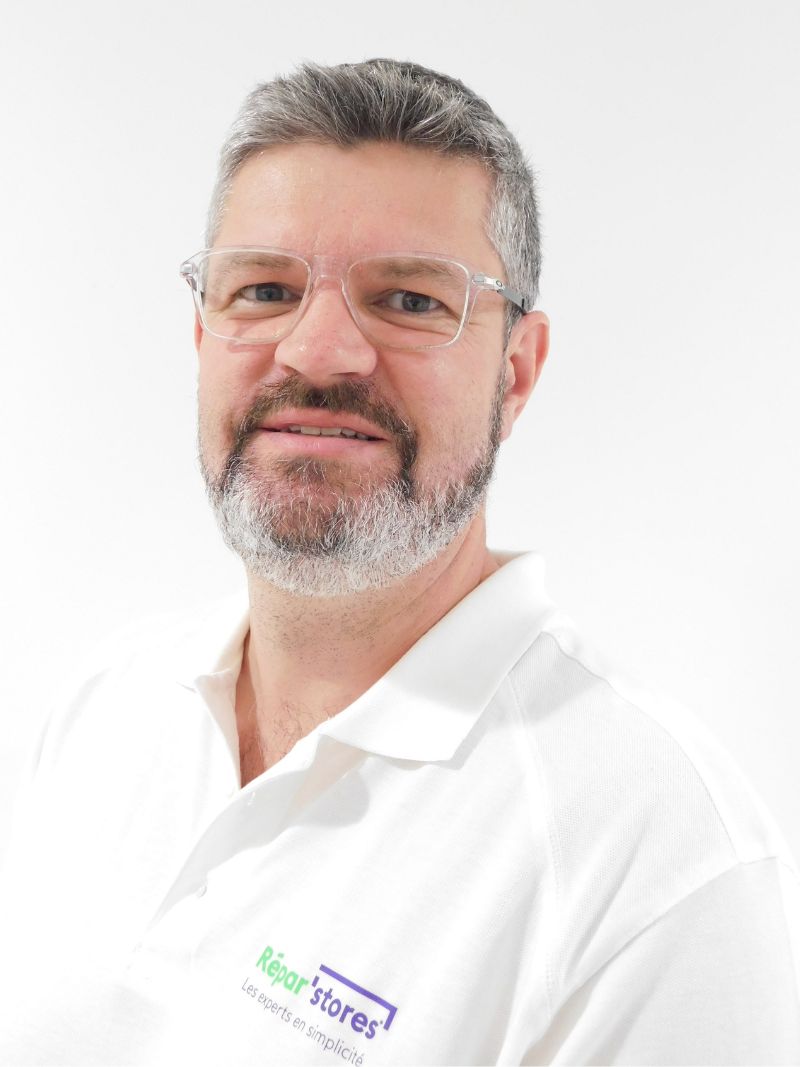 photo identite Yannick LECOMTE