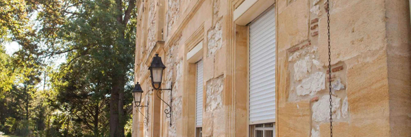 Volet roulant électrique filaire et radio