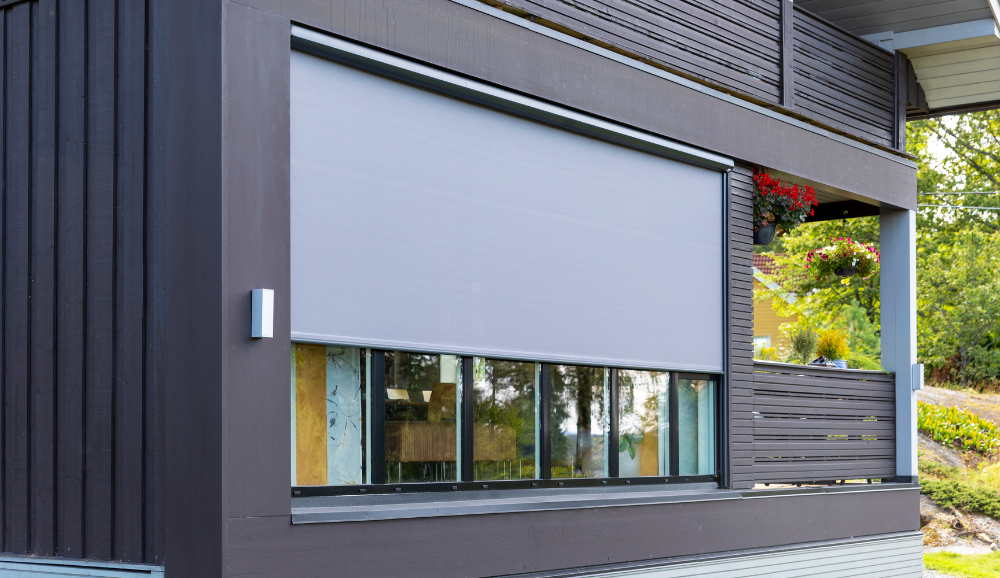 store-vertical-exterieur